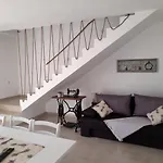 House Carla Belavici *
